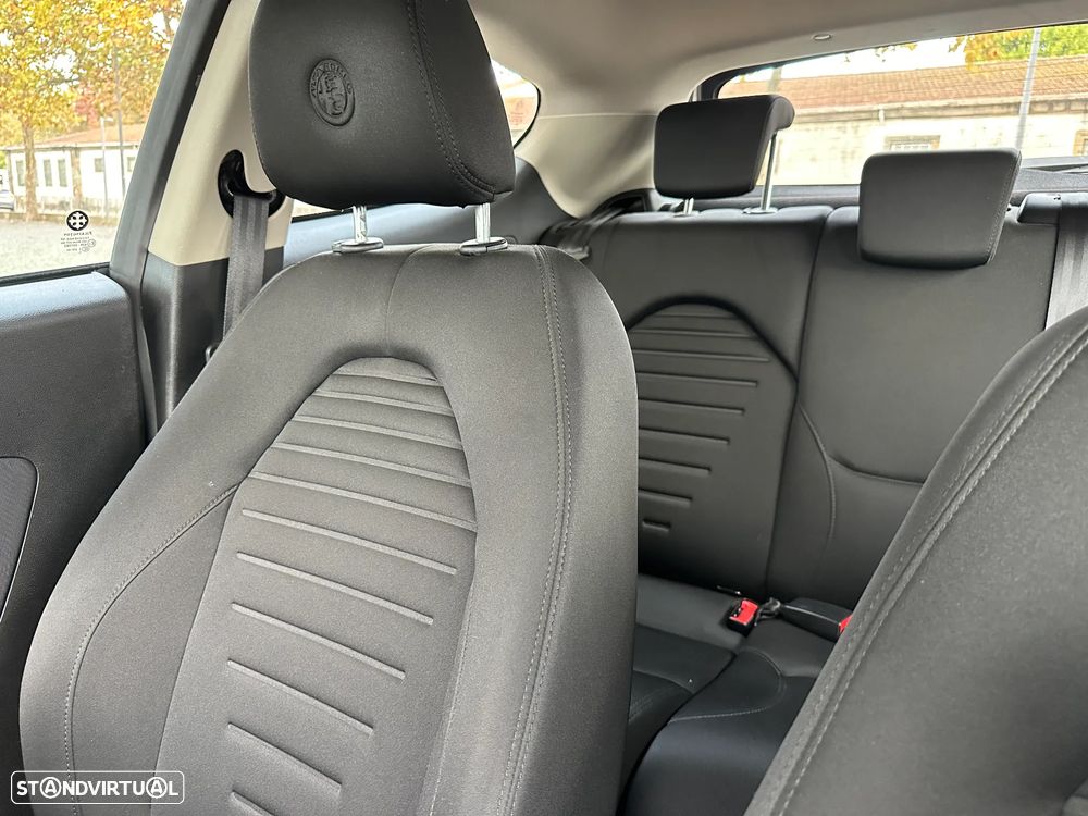 Alfa Romeo MiTo - 14