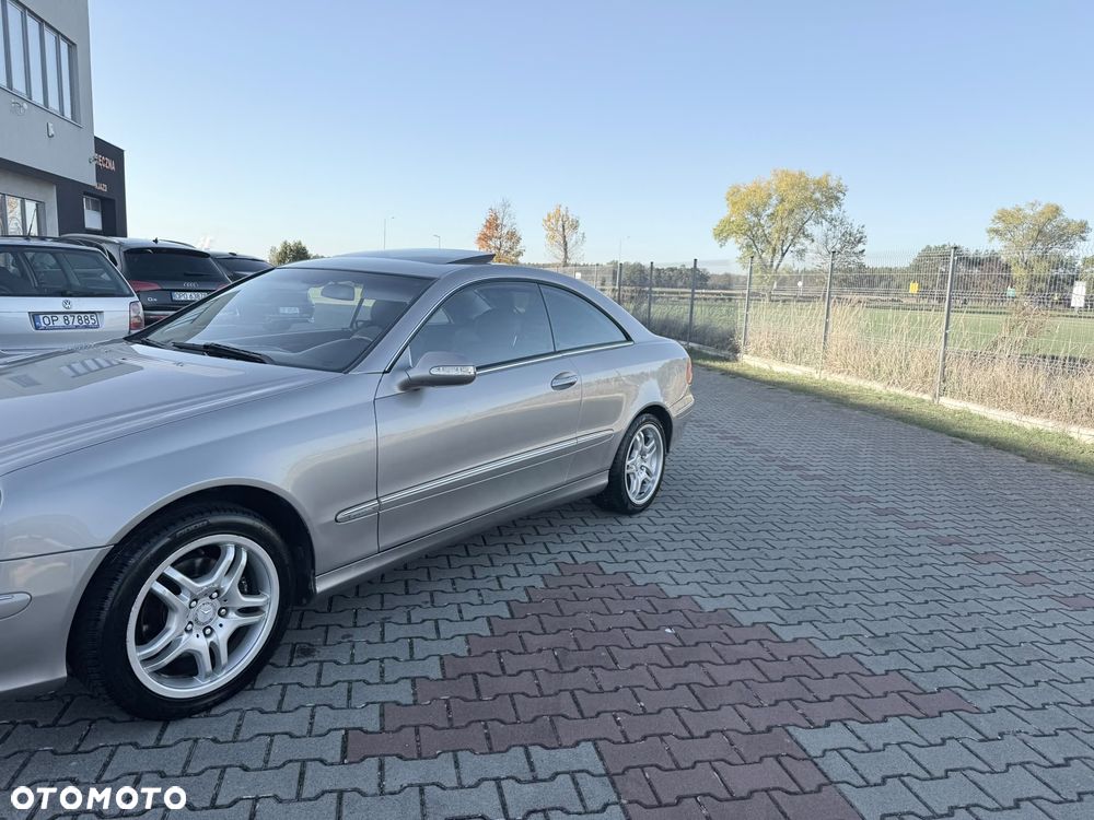Mercedes-Benz Clk 320 2005 photo 4