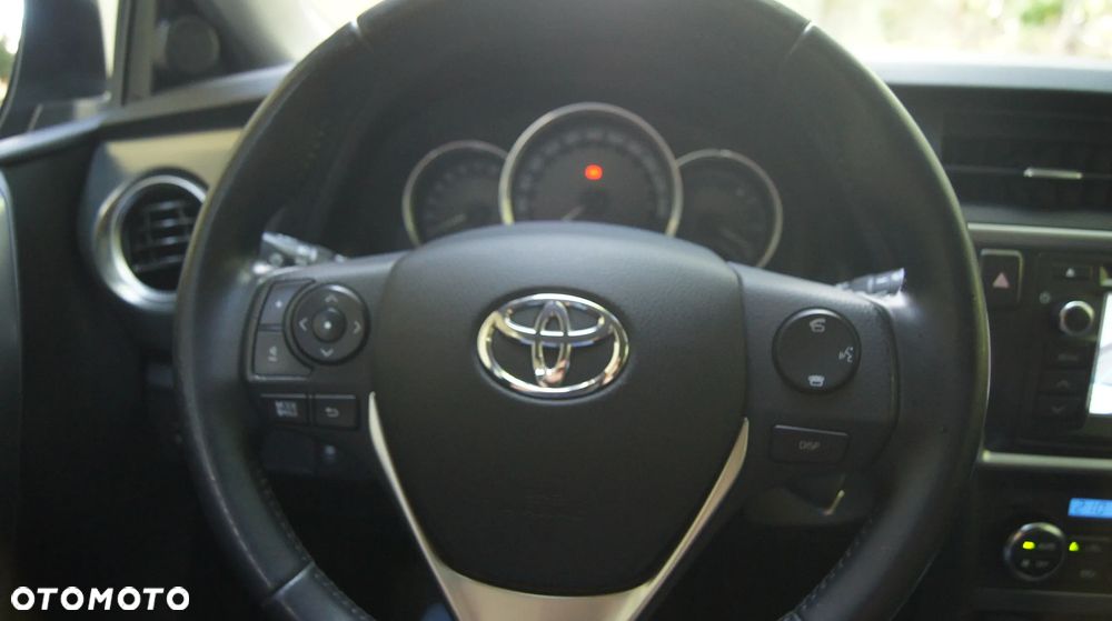 Toyota Auris 1.6 Valvematic Comfort - 16