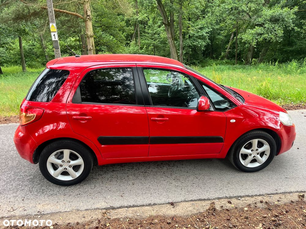Suzuki SX4 1.6 GLX / Comfort - 3
