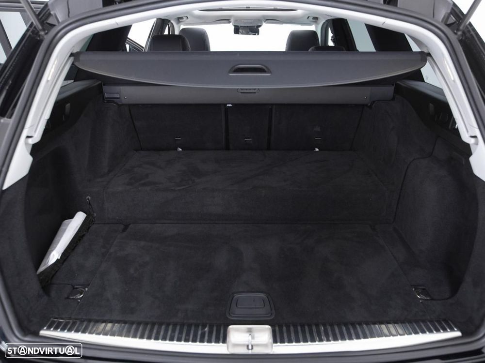 Mercedes-Benz E 300 de 4Matic 9G-TRONIC - 14