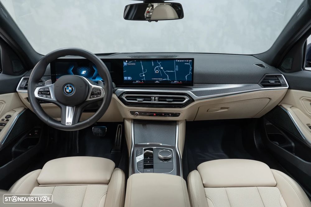 BMW 330 e Pack Desportivo M Auto - 20