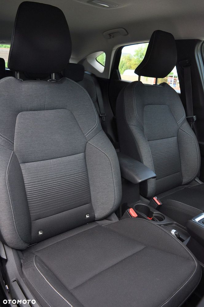 Renault Captur 1.3 TCe Intens EDC - 32