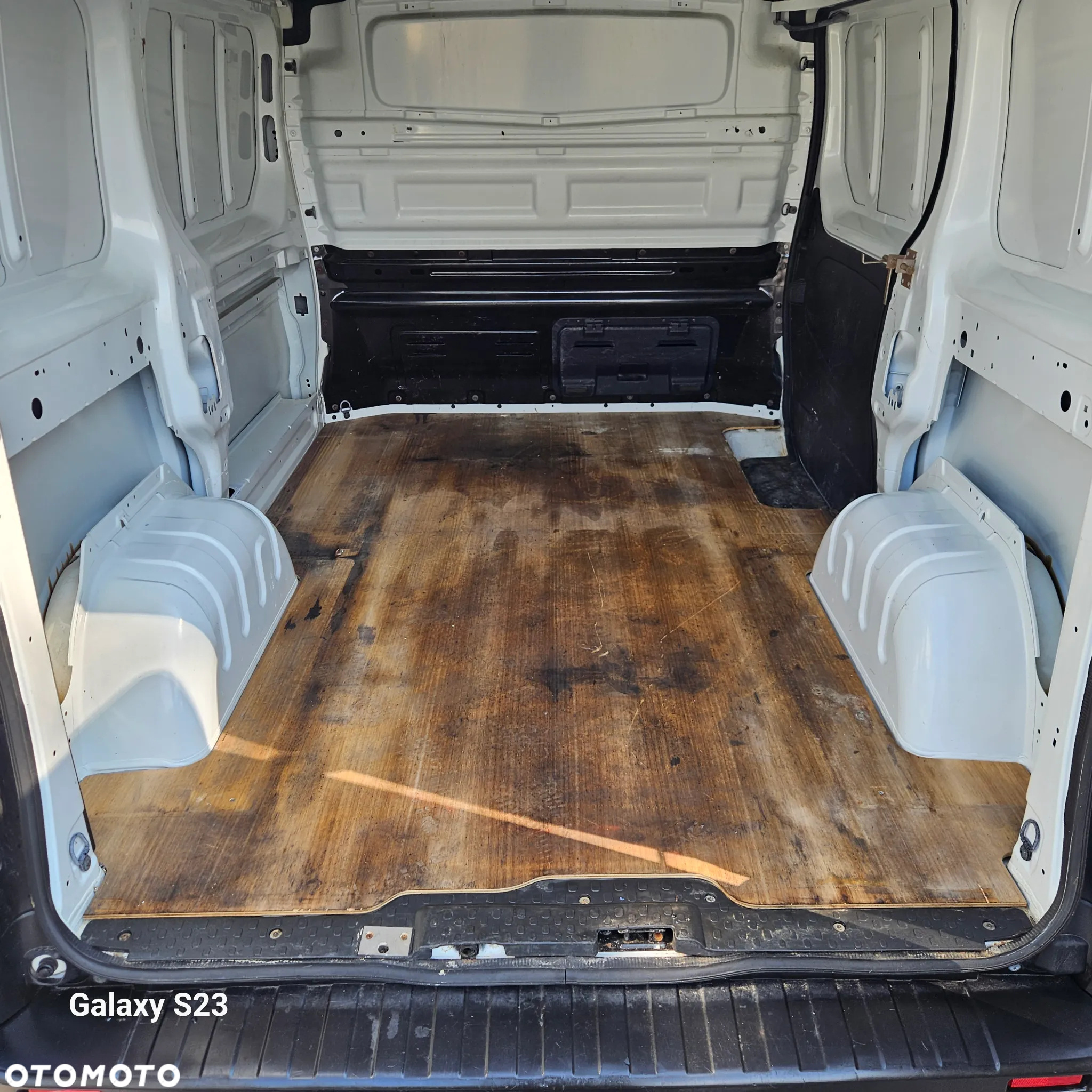 Renault TRAFIC - 21