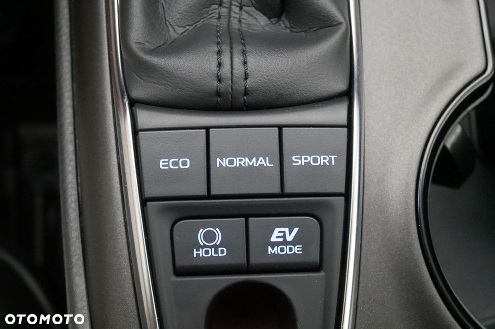 Toyota Camry 2.5 Hybrid Comfort CVT - 19