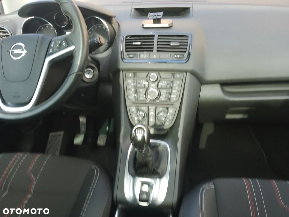 Opel Meriva 1.4 T Cosmo - 4