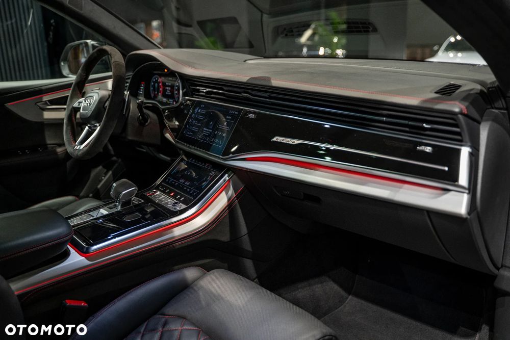 Audi SQ8 - 18