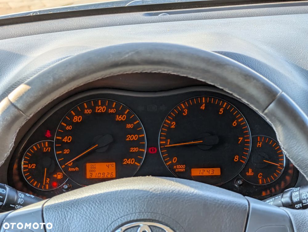 Toyota Avensis 1.8 VVT-i Edition - 31