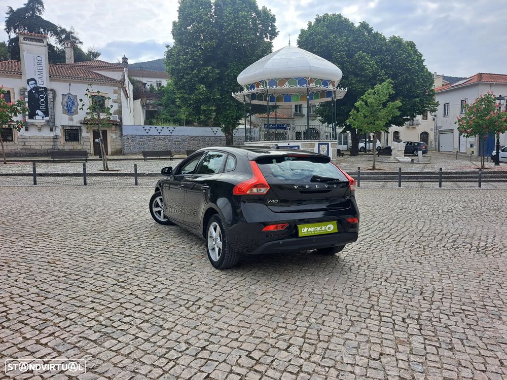 Volvo V40 1.6 D2 Eco Kinetic - 33