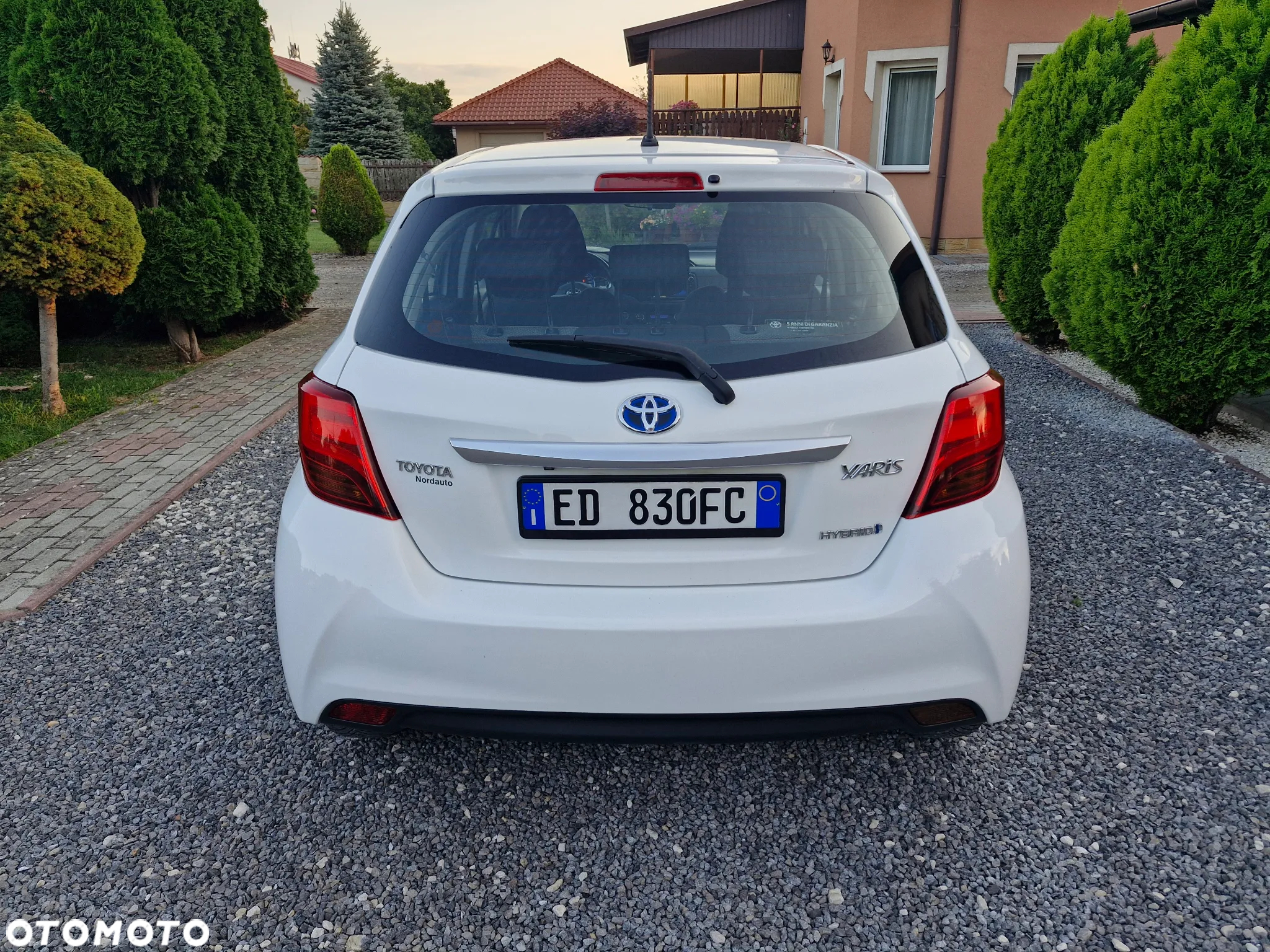 Toyota Yaris Hybrid 1.5 VVT-i Selection - 5