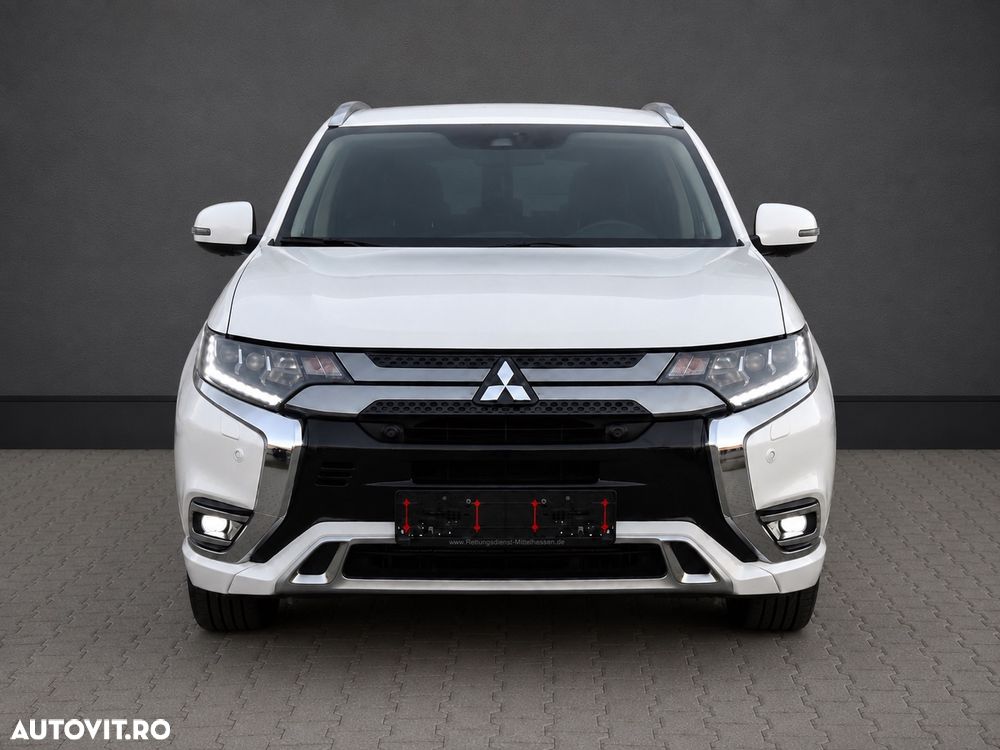 Mitsubishi Outlander - 19