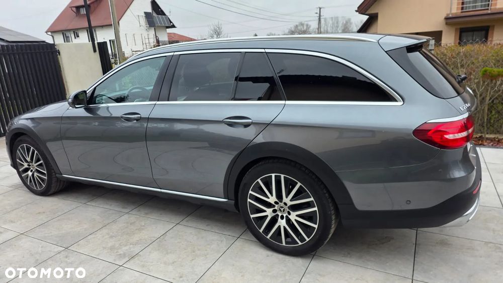 Mercedes-Benz Klasa E - 11