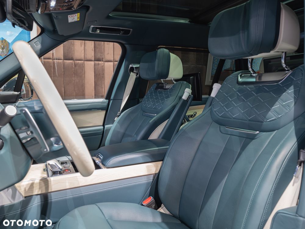 Land Rover Range Rover 4.4 V8 P535 LWB SV - 7