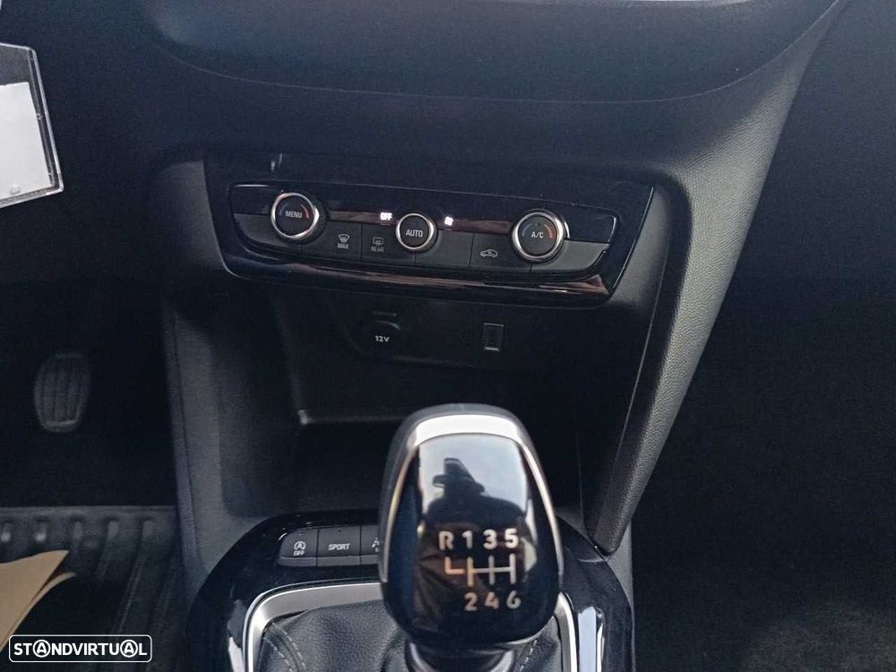 Opel Corsa 1.2 T GS - 16