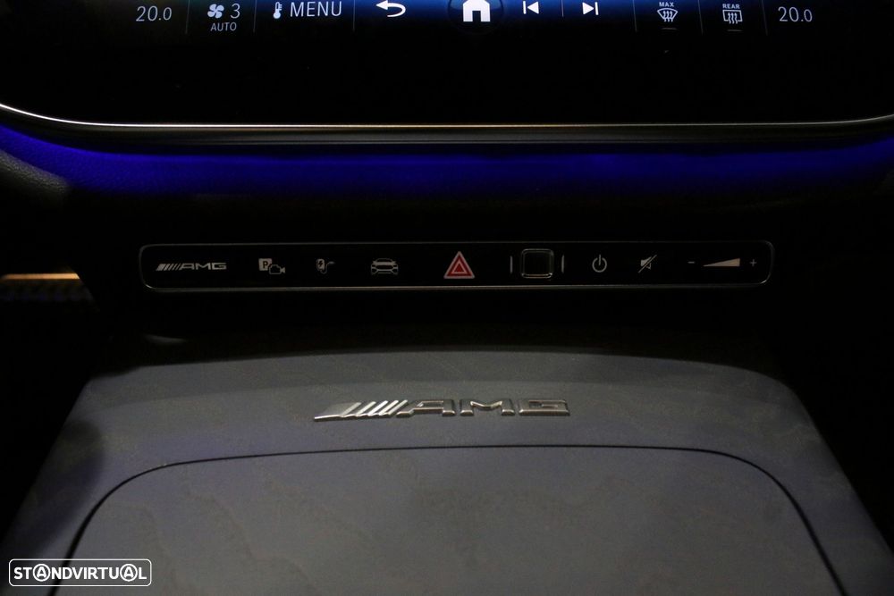 Mercedes-Benz E 53 AMG Hybrid 4Matic+ - 38