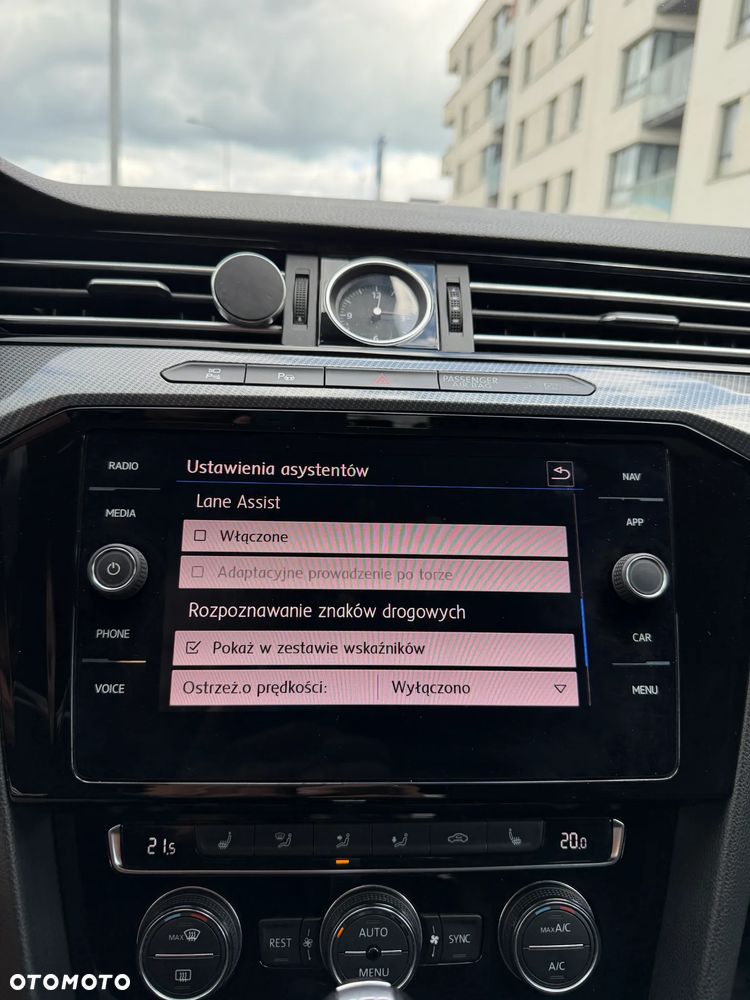 Volkswagen Arteon 2.0 TDI SCR R-Line DSG - 27