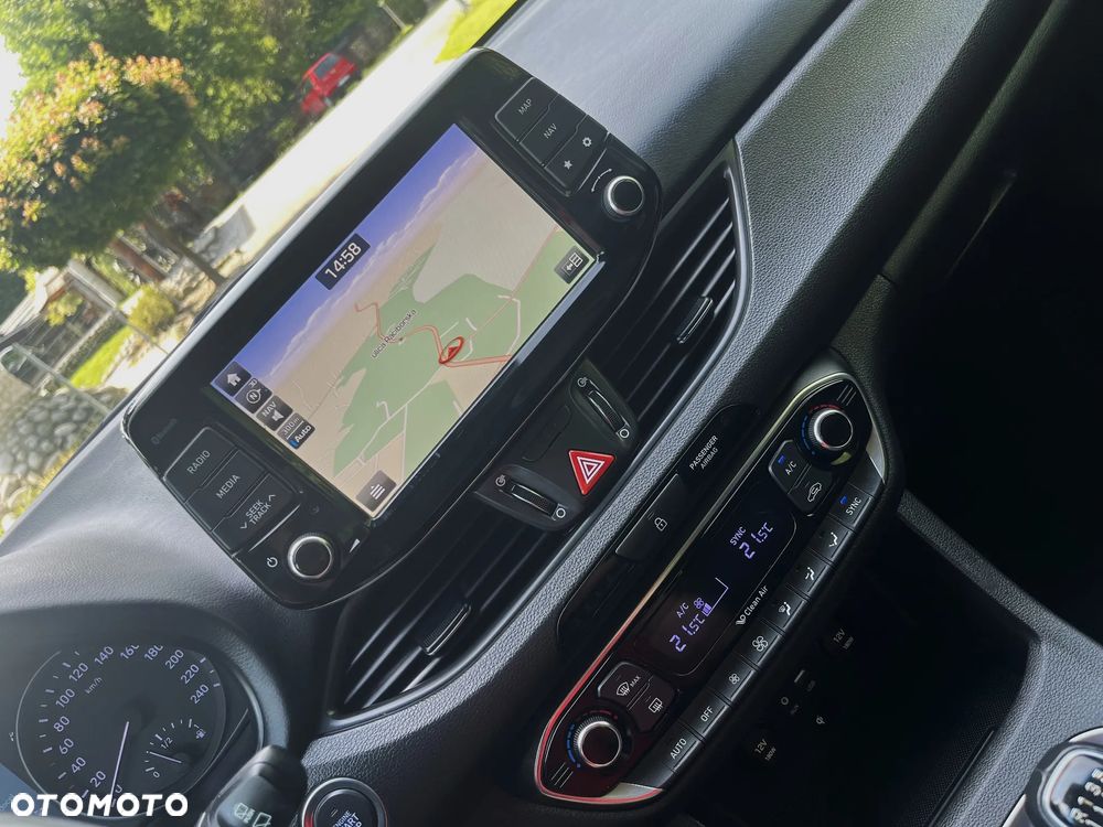Hyundai i30 1.6 CRDi BlueDrive Premium - 21