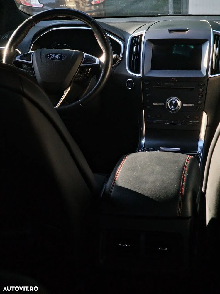 Ford Edge 2.0 Panther A8 AWD ST Line - 9