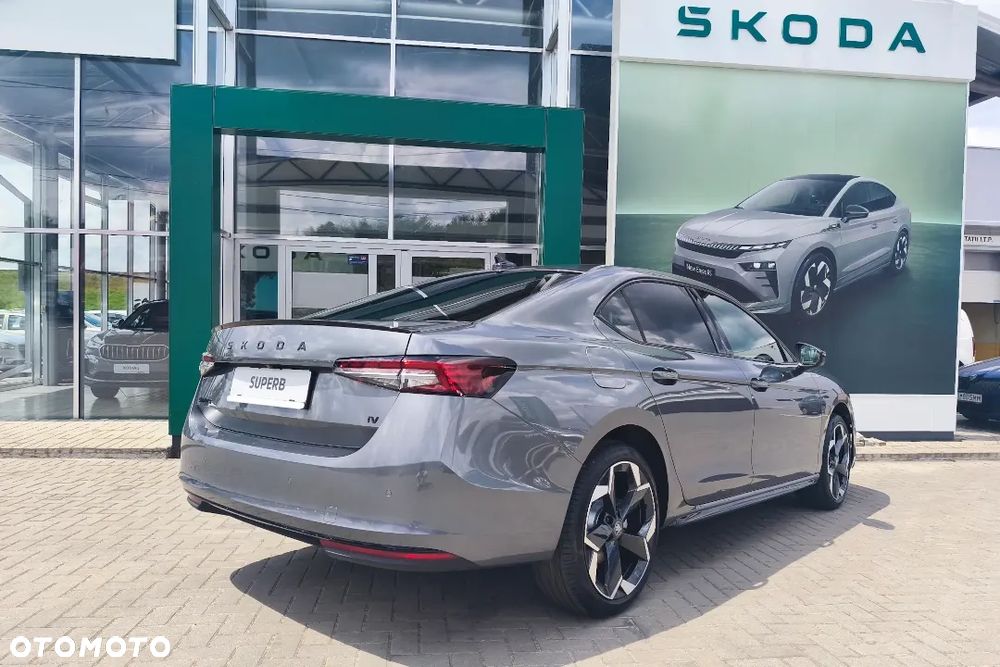 Skoda Superb 1.4 TSI Plug-In Hybrid Sportline DSG - 8
