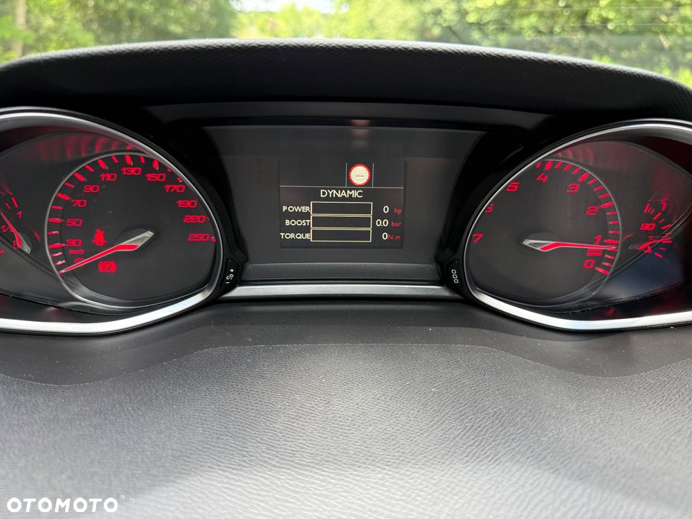Peugeot 308 PureTech 130 GPF Stop & Start Allure Pack - 13
