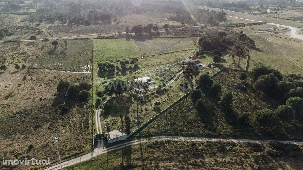 Moradia T3 / Seia, Santa Marinha e São Martinho - Grande imagem: 2/20