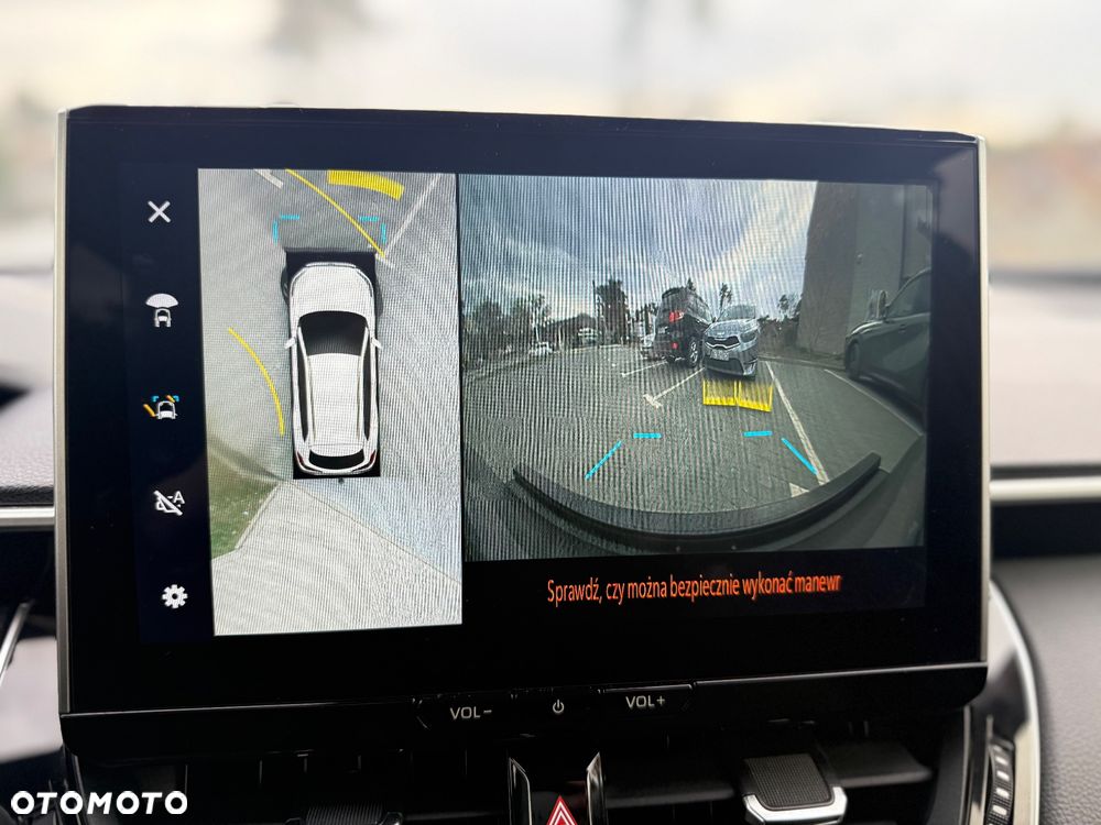 Toyota Corolla Cross 2.0 Hybrid Executive AWD - 21