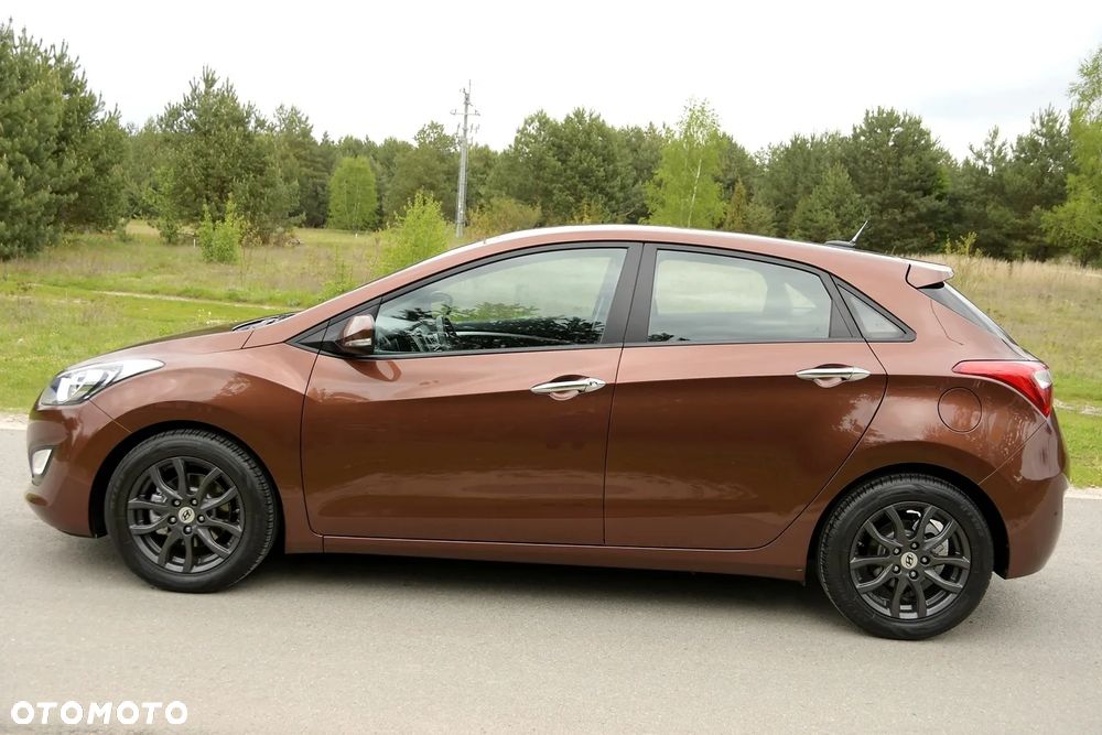 Hyundai i30 1.4 Premium - 4