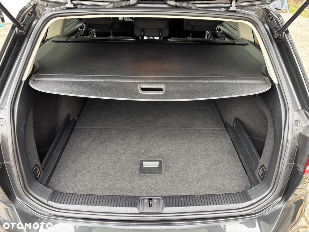 Volkswagen Passat 1.8 TSI BMT Comfortline DSG - 18