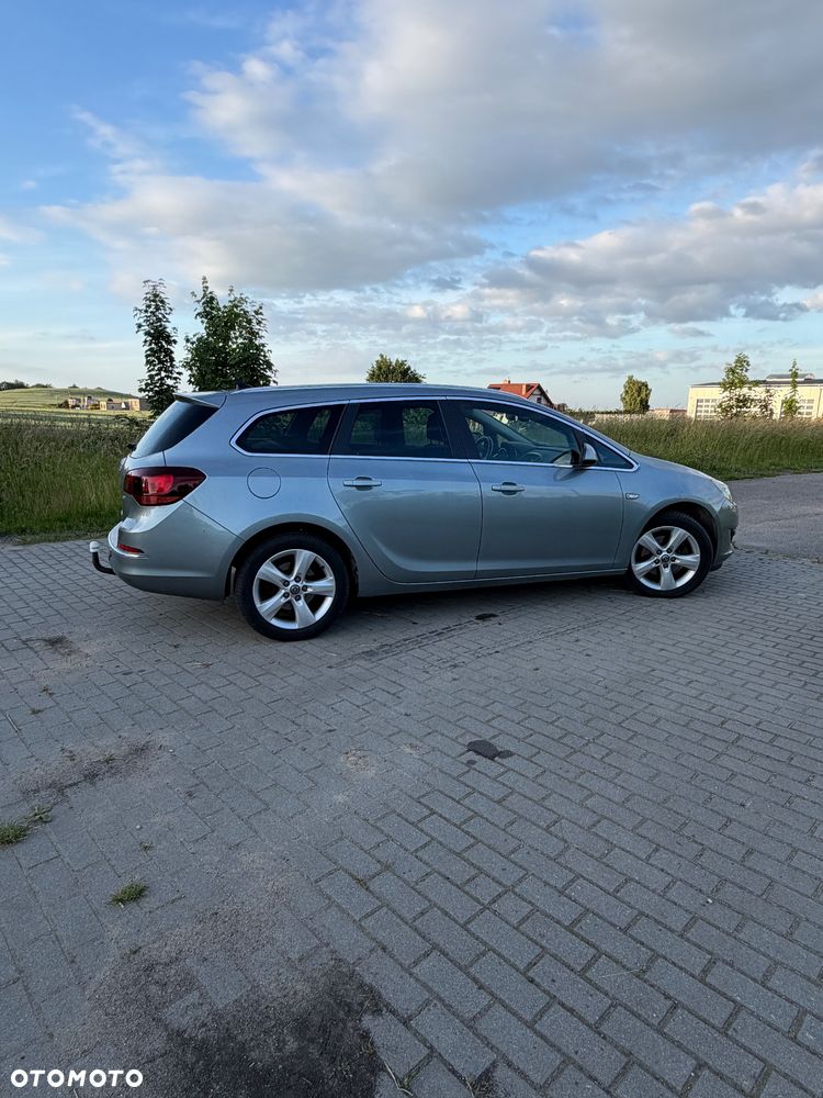 Opel Astra 1.7 CDTI DPF Exklusiv - 8