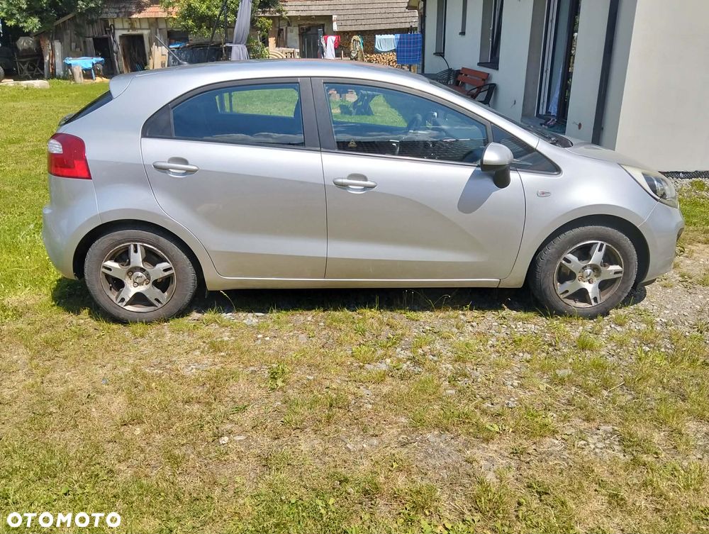Kia Rio 1.1 crdi M - 5