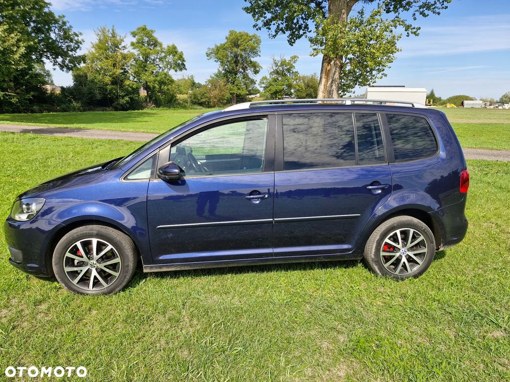 Volkswagen Touran 1.6 TDI DPF BlueMot Trendline - 25
