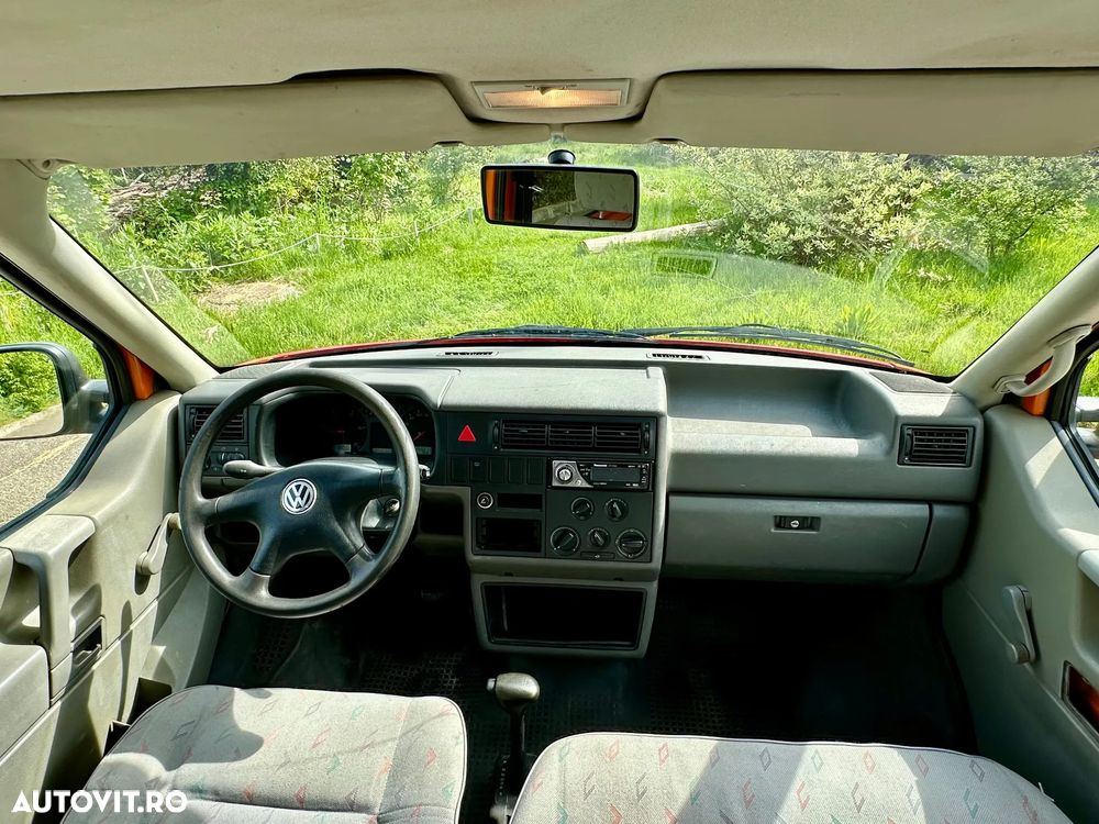 Volkswagen Transporter - 4