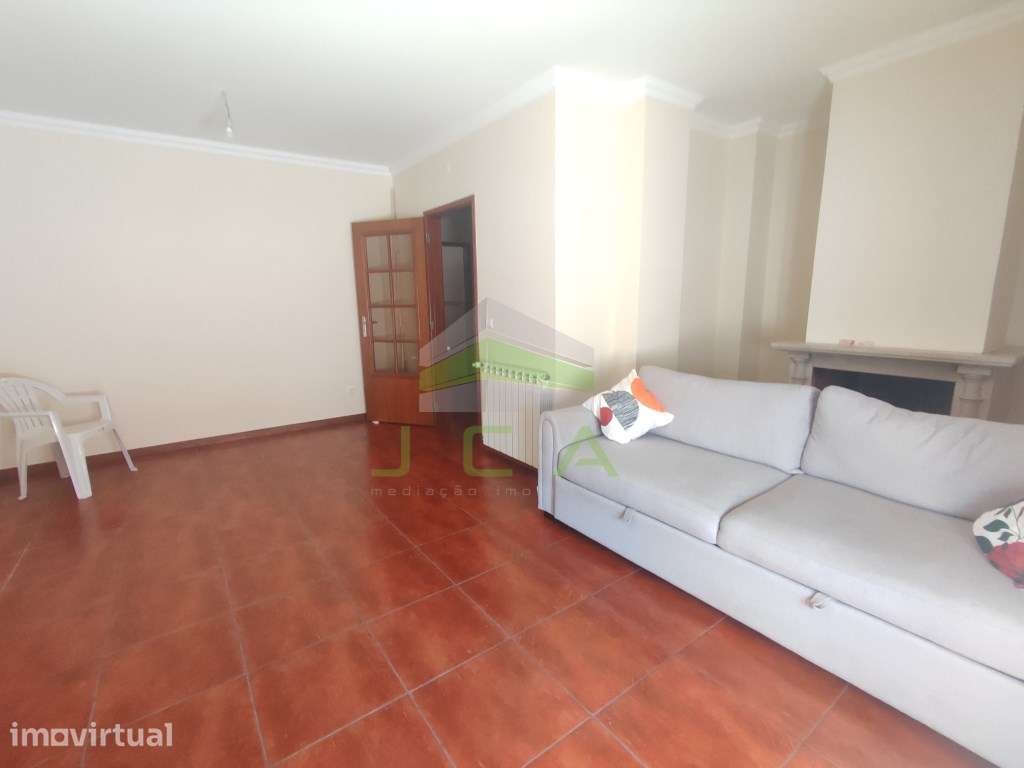 Apartamento T3 com garagem no centro de Leiria - Grande imagem: 3/13