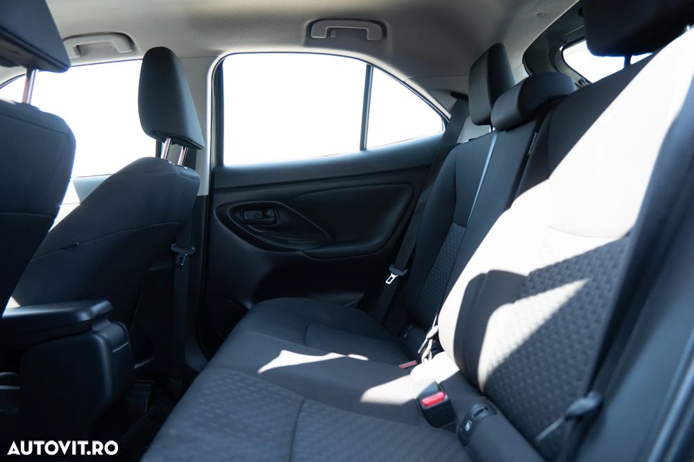 Toyota Yaris Cross 1.5 VVT-i HSD 4x2 Active - 13