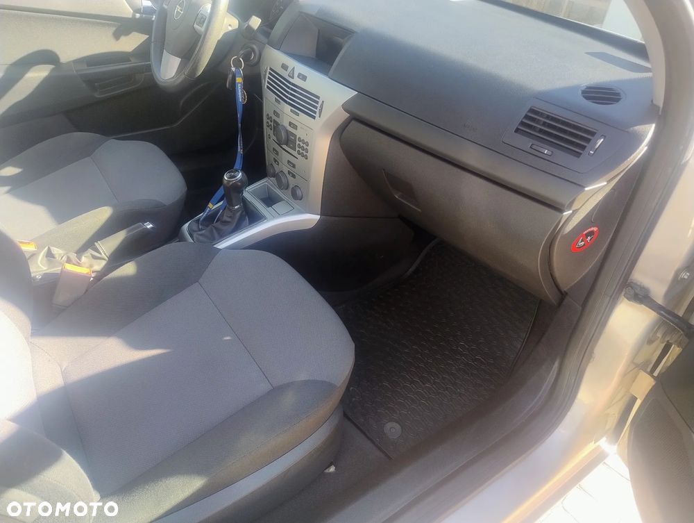 Opel Astra - 9