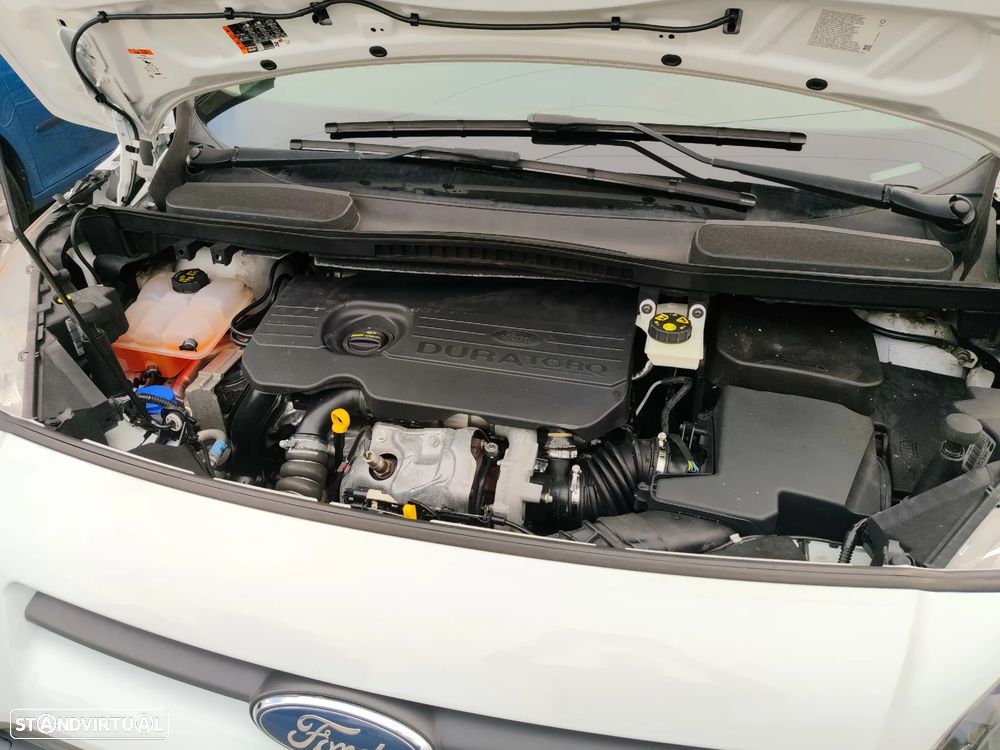 Ford Transit Connect - 27
