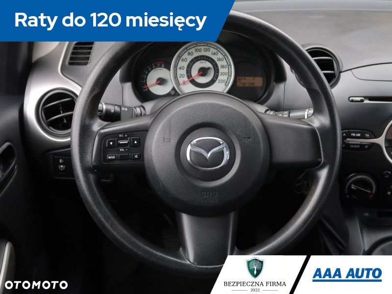 Mazda 2 - 15