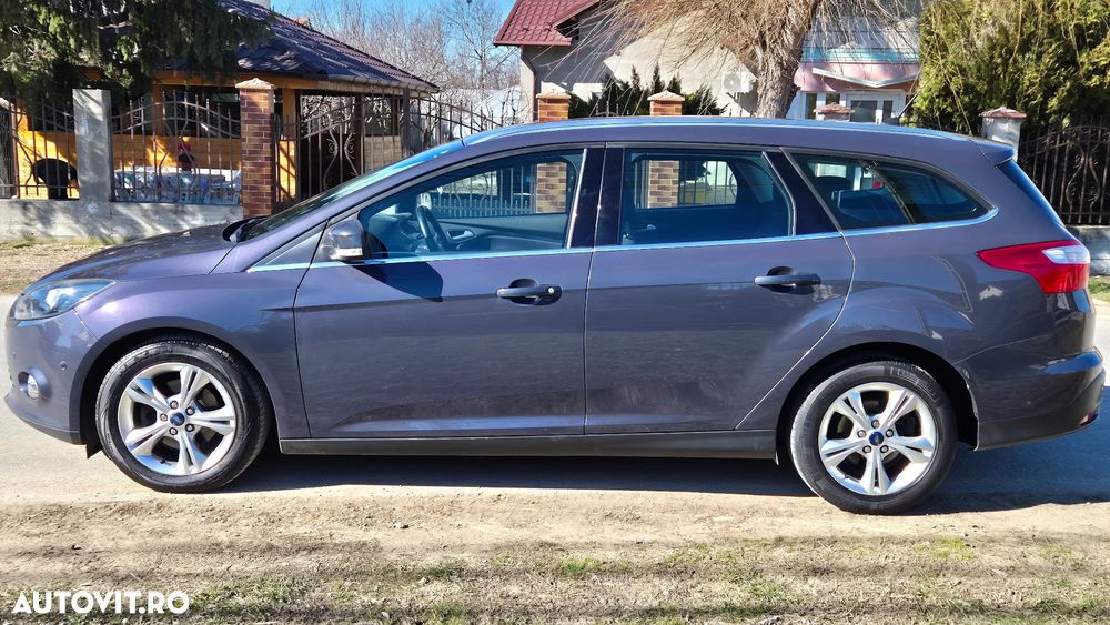 Ford Focus 1.6 TDCI DPF Titanium - 11