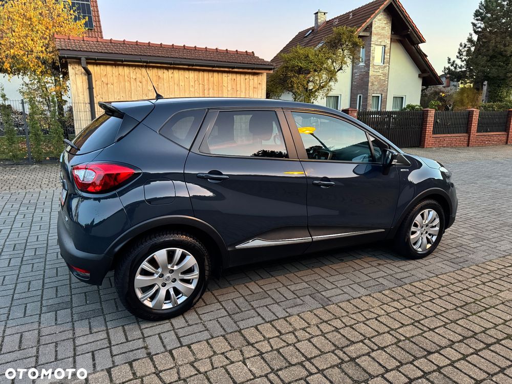 Renault Captur - 23