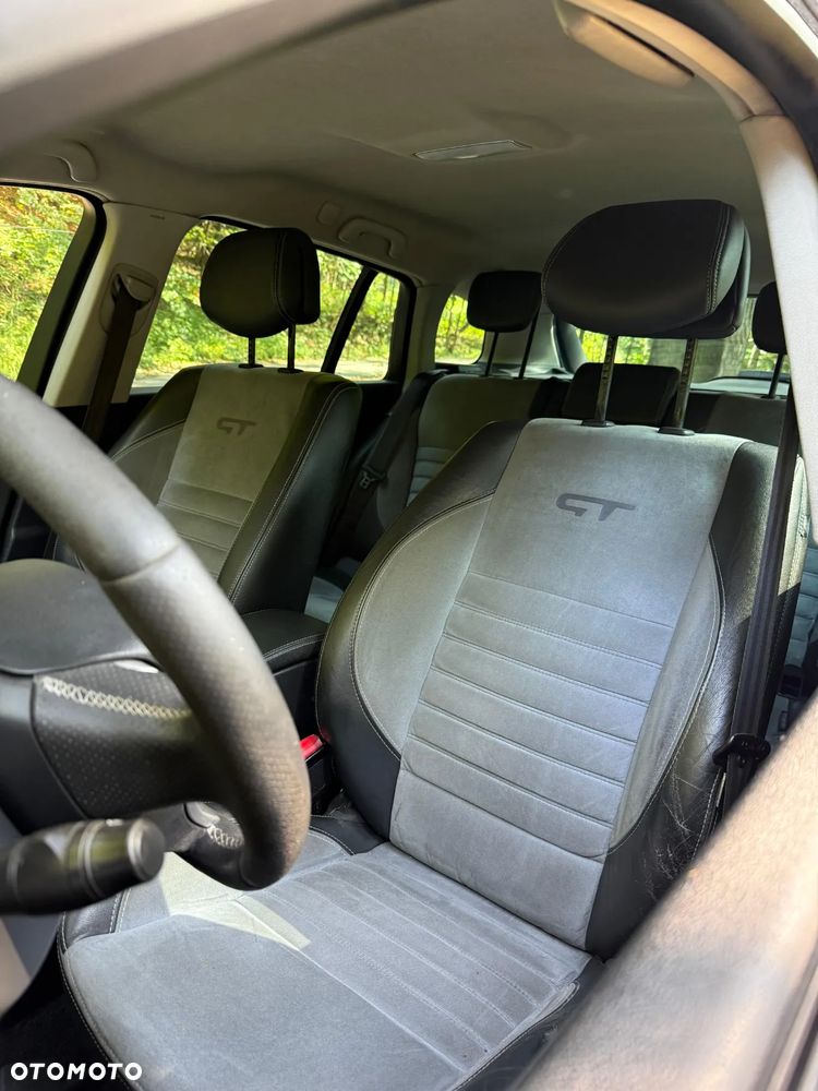 Renault Laguna Grandtour dCi 180 FAP GT - 12