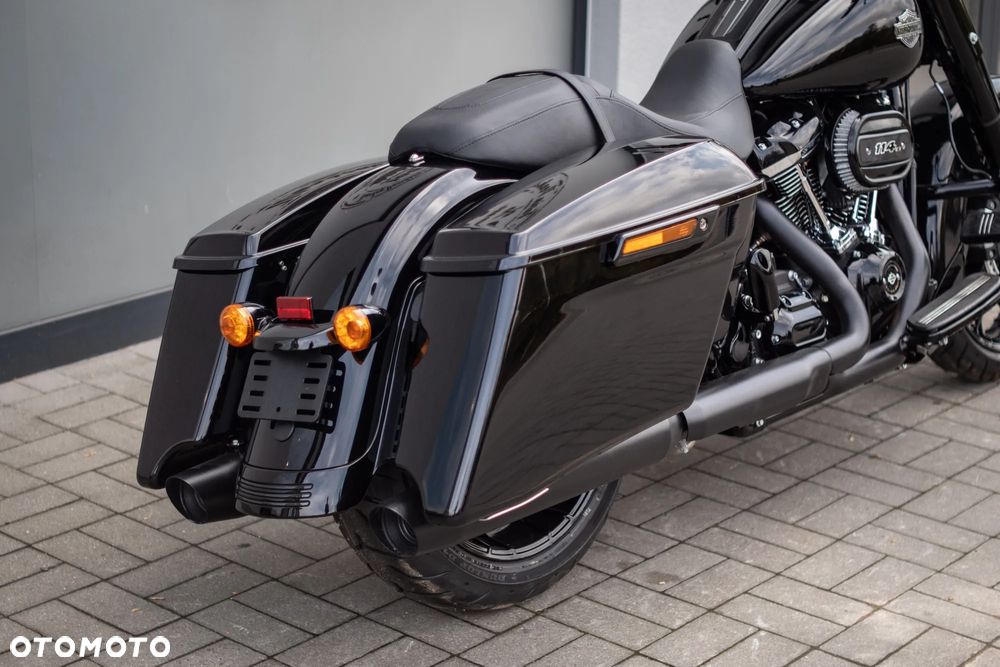 Harley-Davidson Touring Road King - 11