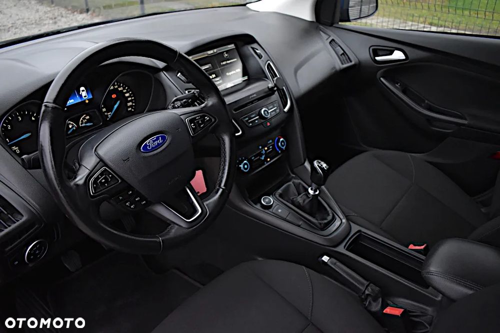 Ford Focus 1.5 TDCi Platinium X - 32