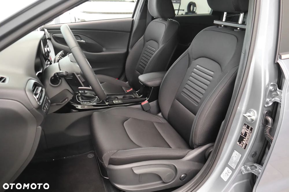 Hyundai i30 1.5 T-GDI 48V Smart - 8