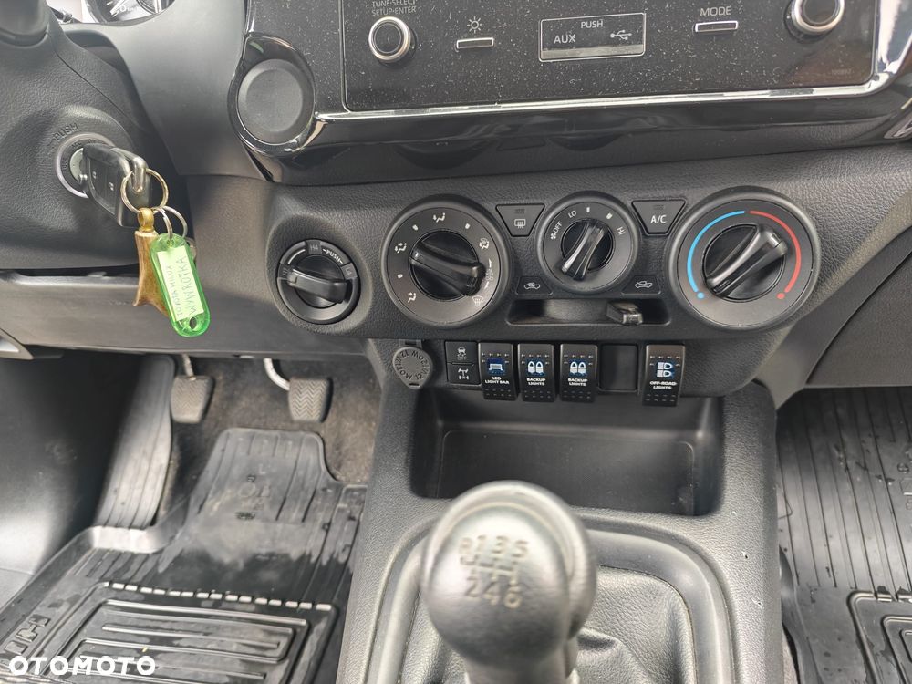 Toyota Hilux 2.4 D-4D Single Cab DLX 4x4 - 13