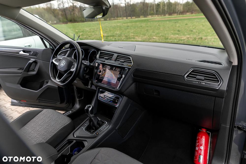 Volkswagen Tiguan 2.0 TDI SCR ACTIVE - 24
