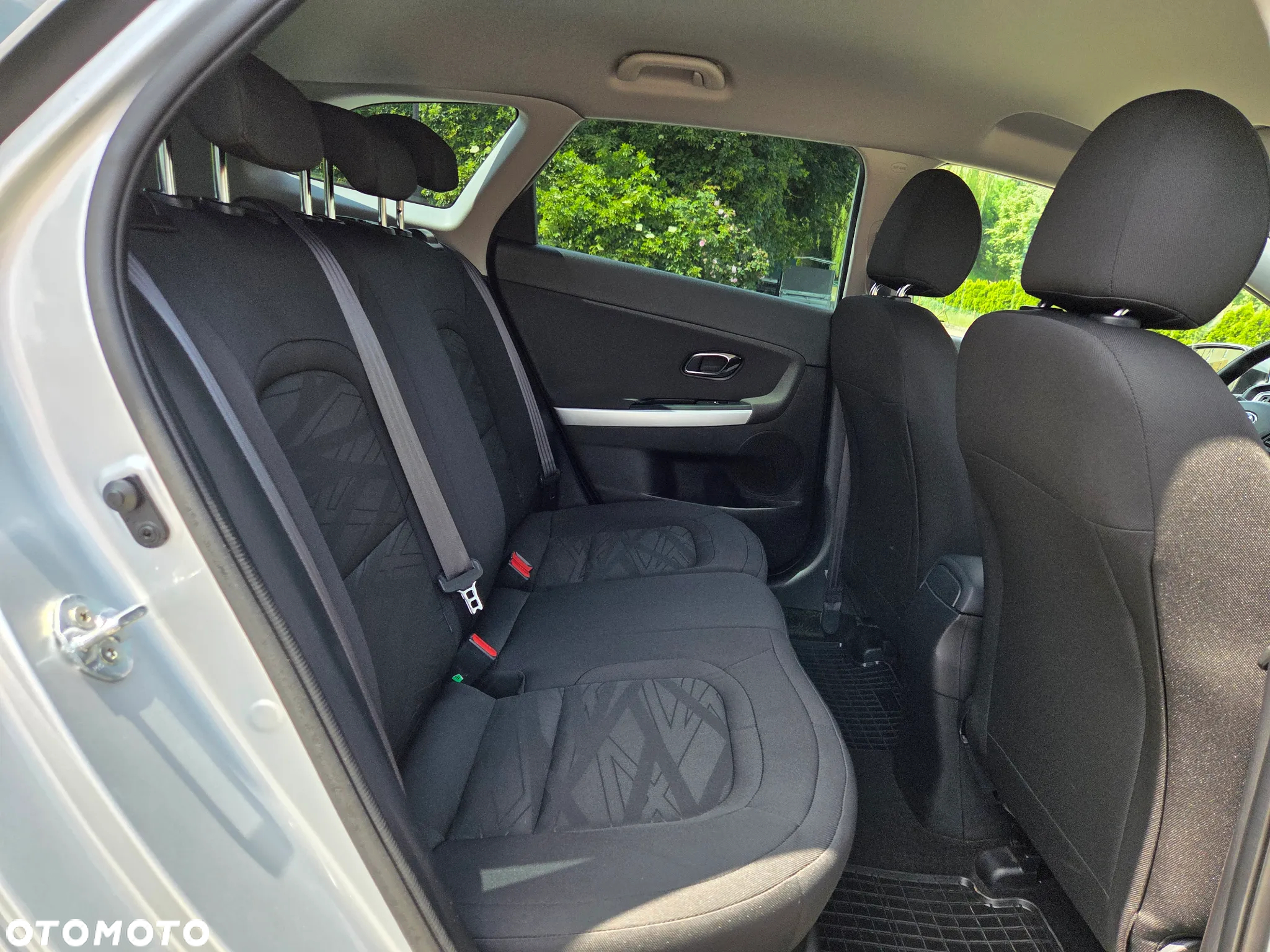Kia Ceed 1.4 CVVT SW Edition 7 - 10