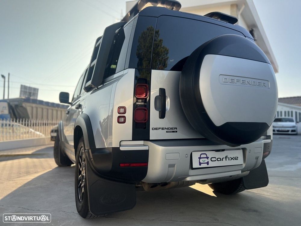 Land Rover Defender 110 D240 S - 6