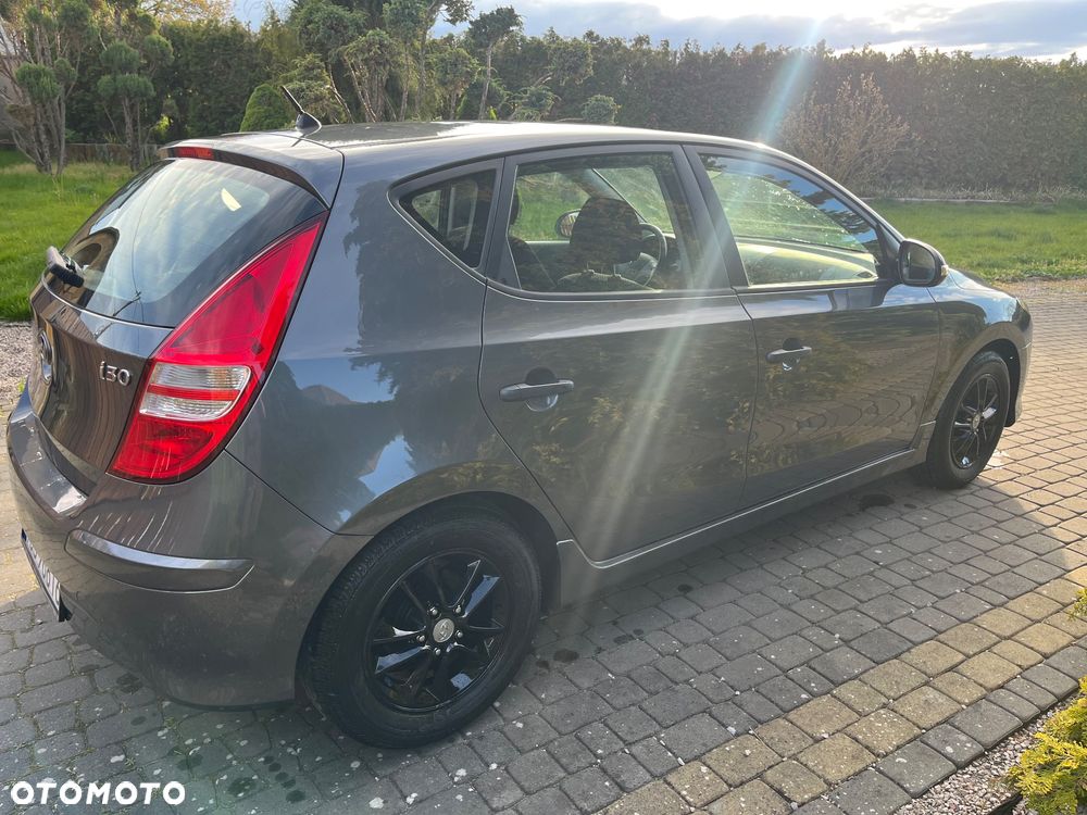 Hyundai i30 1.4 Edition Plus - 11