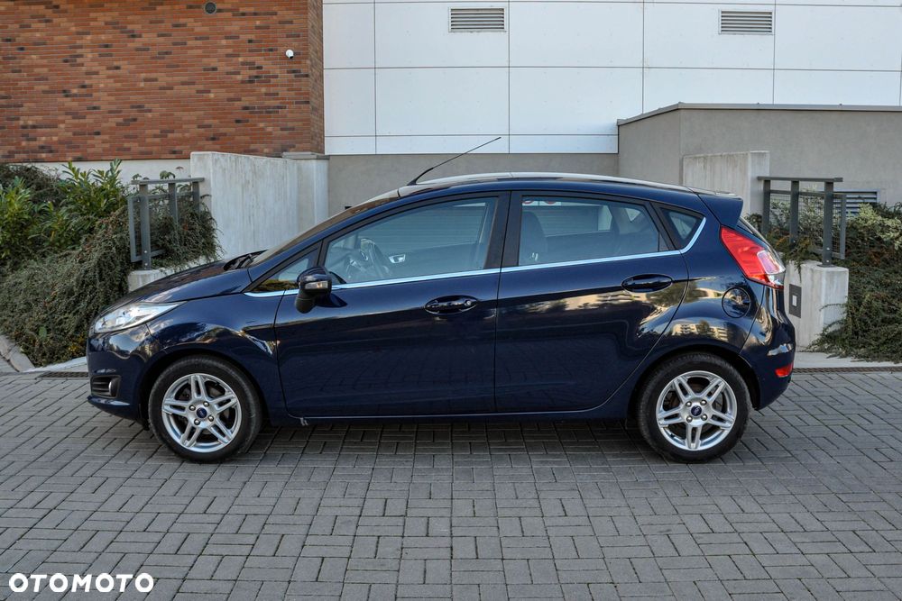 Ford Fiesta 2013 photo 2