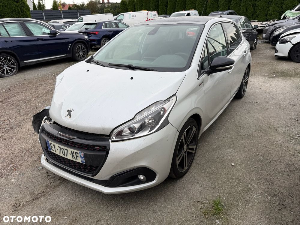 Peugeot 208 1.2 PureTech GPF Signature S&S EAT6 - 1